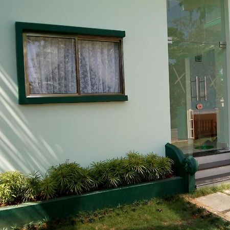 Zamaraya Bed & Breakfast Angamali Exteriér fotografie